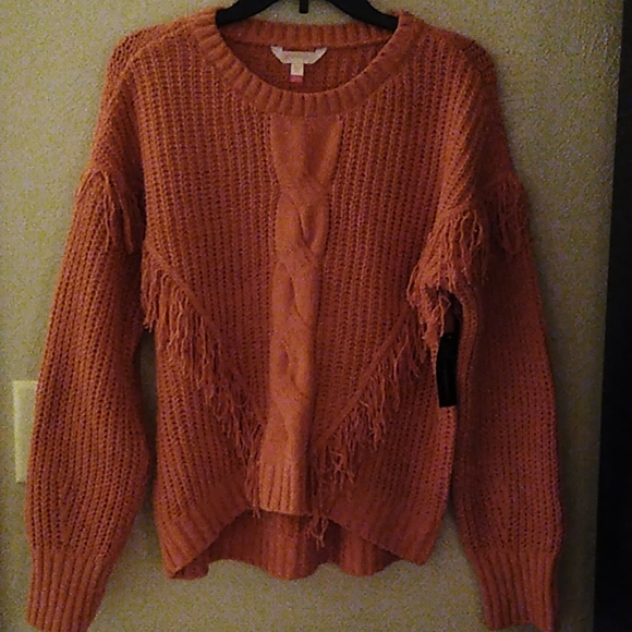 No Boundaries Sweaters - No Boundaries Sweater***HOST PICK***10/24